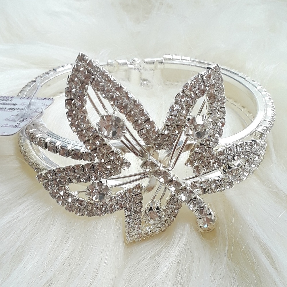 Rhinestone formal bracelet floral design